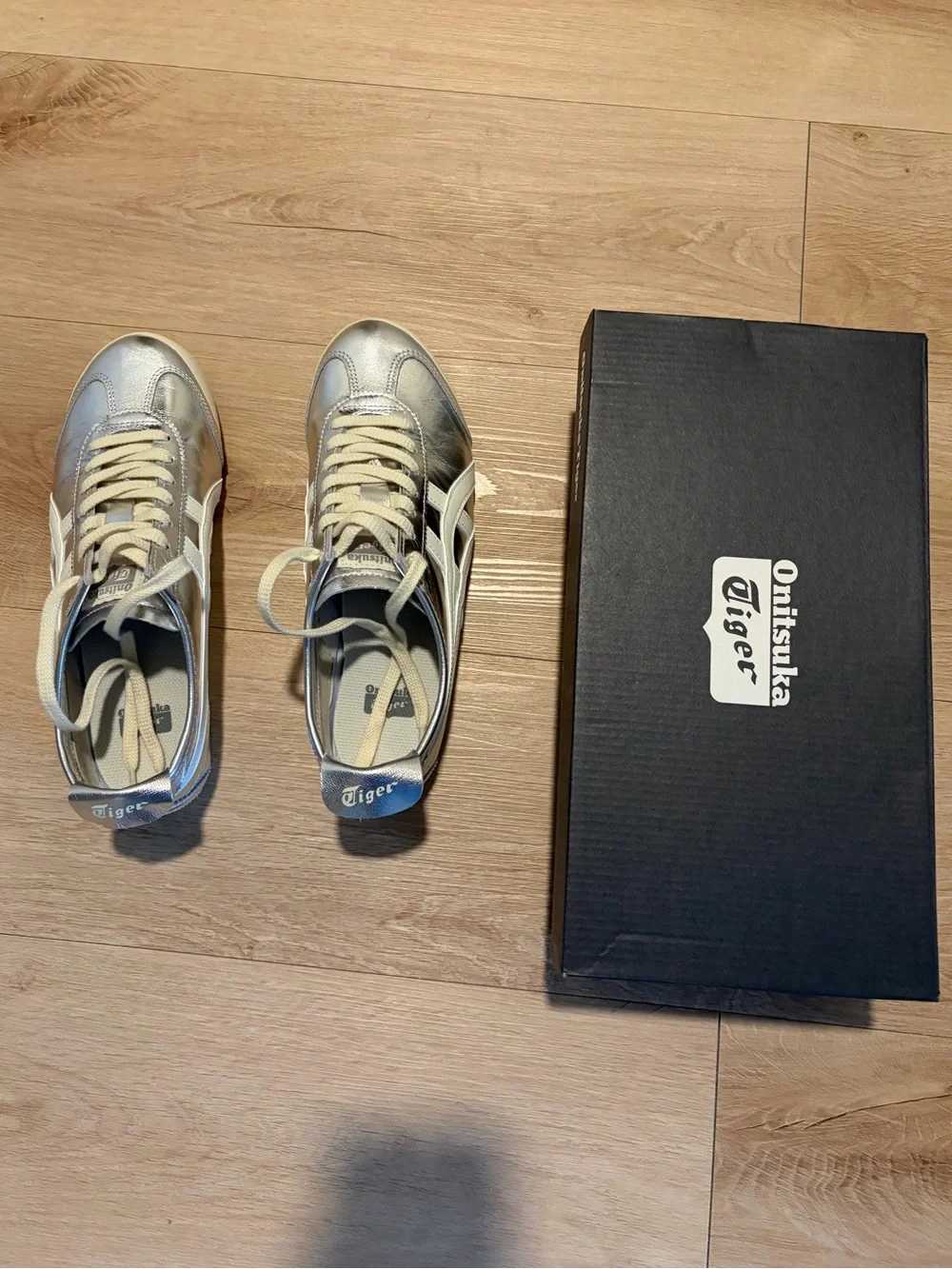 Onitsuka Tiger Mexico 66 Metallic Silver and White Sneakers US Women’s 9 - NWT